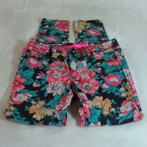Tinseltown floral jeans 5 EUC